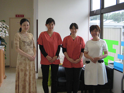 スタッフ集合写真